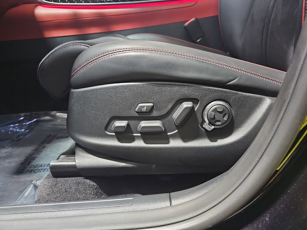 Used 2022 Genesis GV70 3.5T Sport w/ Sport Prestige Package image 26