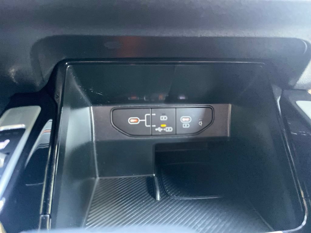 Certified 2025 Kia Sorento SX Prestige AWD/4WD image 17