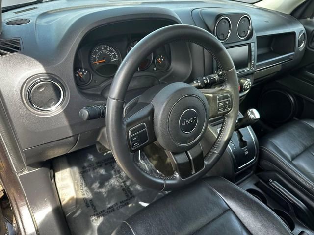 Used 2017 Jeep Patriot High Altitude image 9