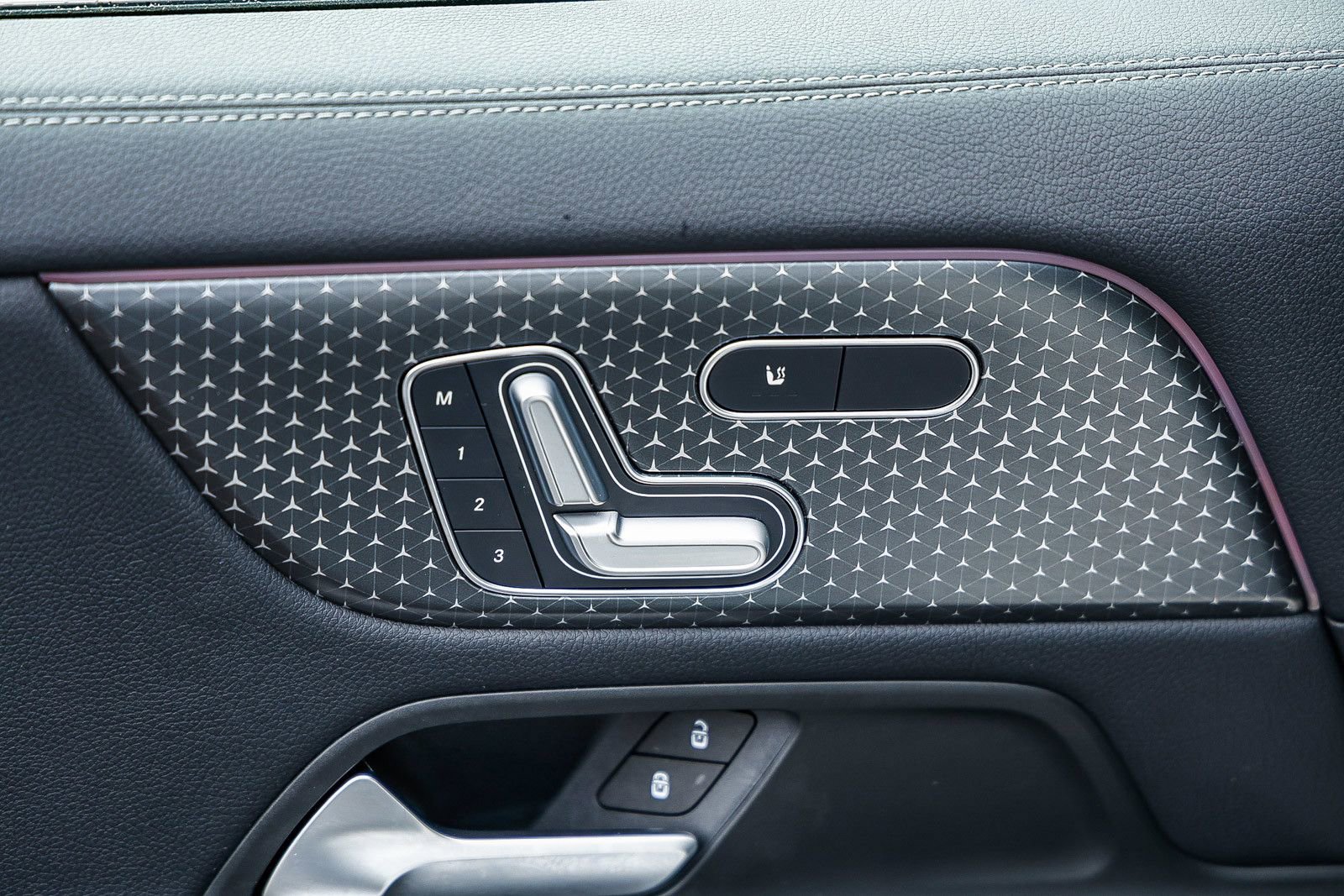 Used 2025 Mercedes-Benz GLA 250 4MATIC image 21