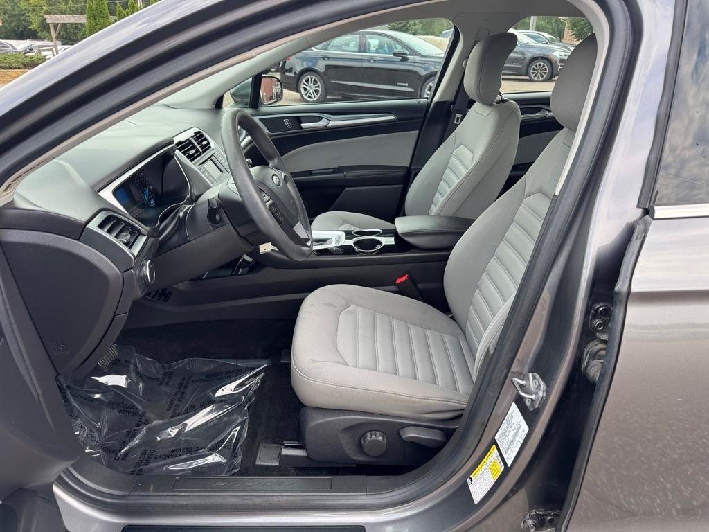 Used 2013 Ford Fusion S FWD image 13