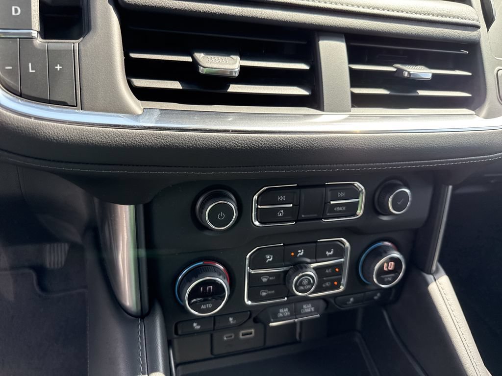 Used 2022 Chevrolet Tahoe LT w/ LT Signature Package AWD/4WD image 29