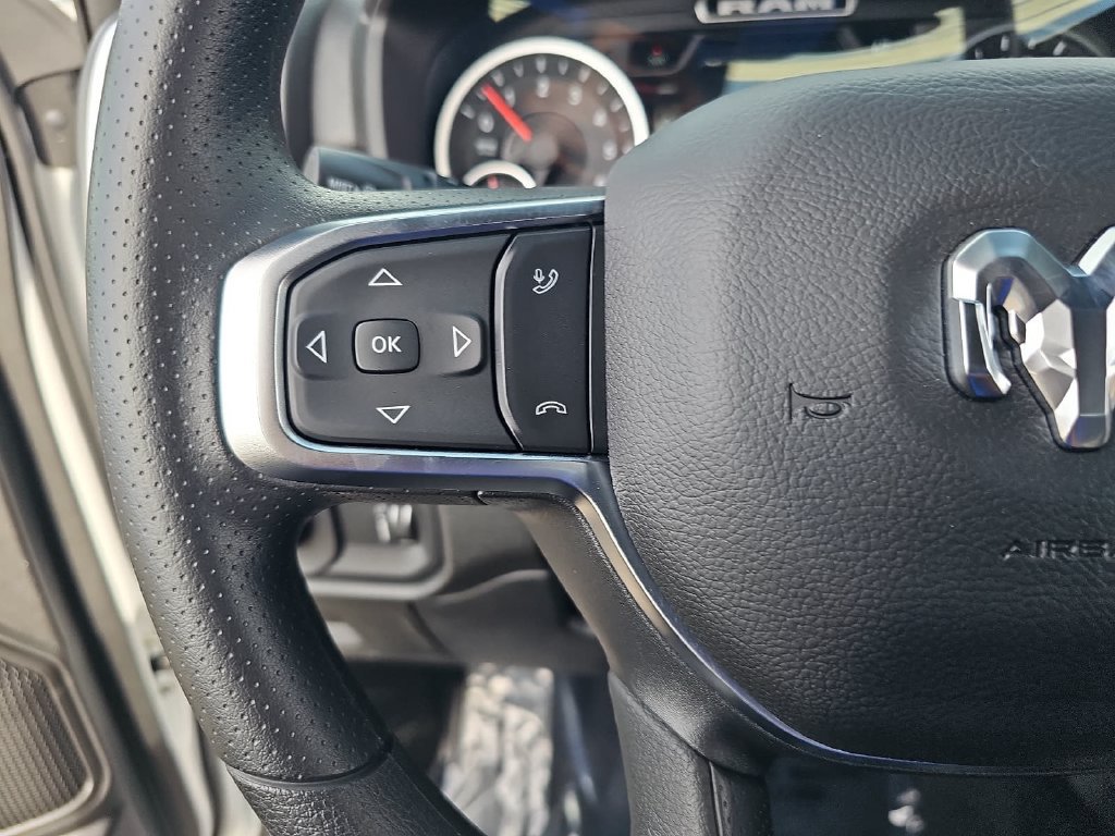 New 2026 RAM 1500 Express AWD/4WD image 16