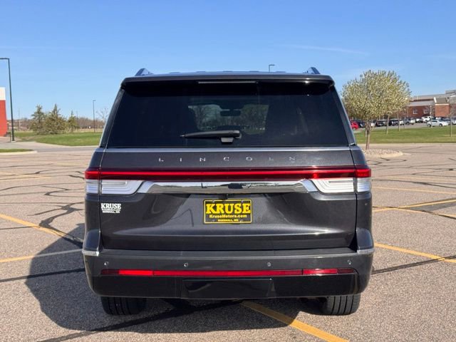 Used 2022 Lincoln Navigator L Reserve AWD/4WD image 32