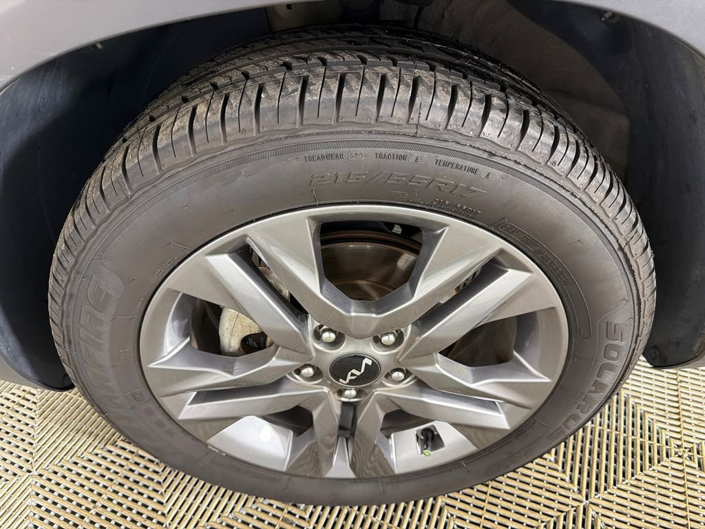 Used 2022 Kia Seltos S image 12