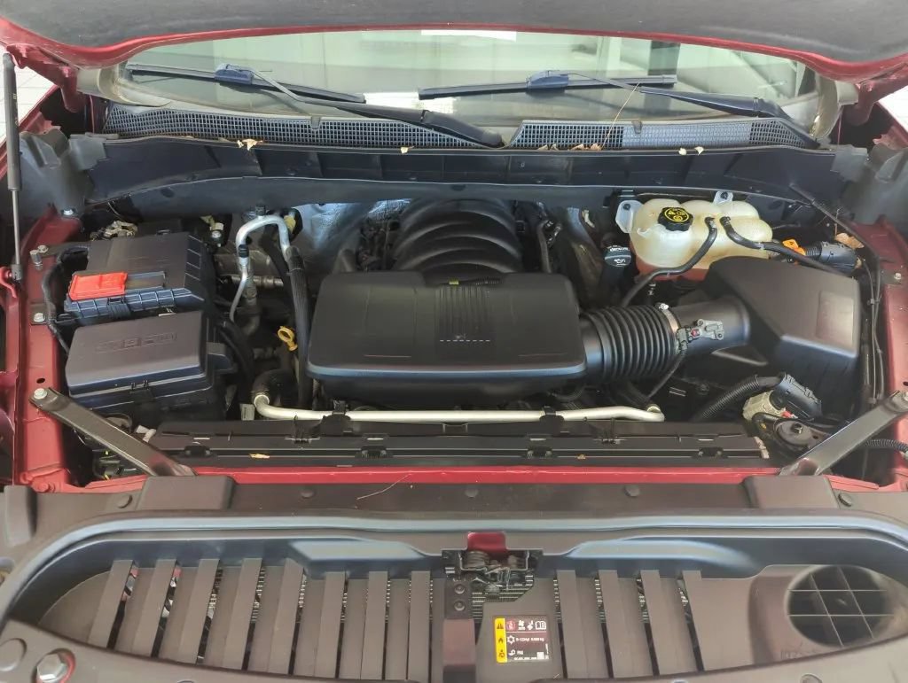 Used 2019 Chevrolet Silverado 1500 High Country w/ Technology Package AWD/4WD image 35