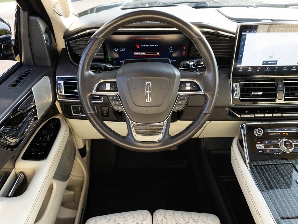 Used 2022 Lincoln Navigator L Black Label AWD/4WD image 44