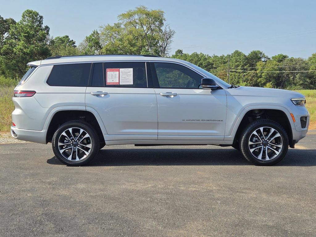 Used 2023 Jeep Grand Cherokee L Overland AWD/4WD image 9