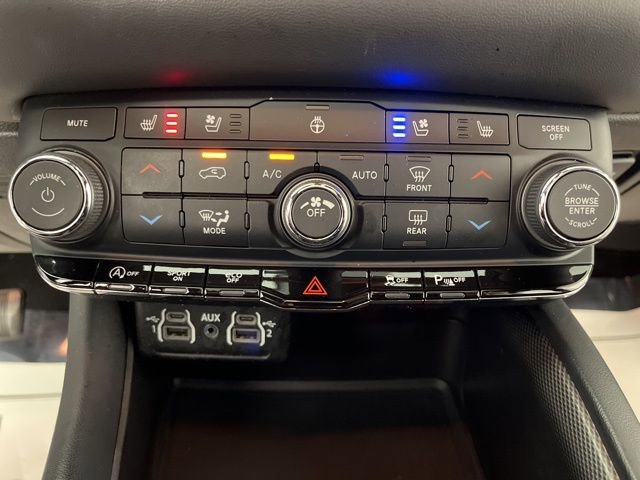 Used 2024 Dodge Durango GT image 27