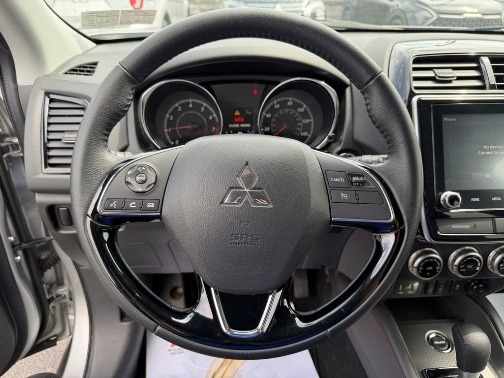 Used 2024 Mitsubishi Outlander Sport SE image 15