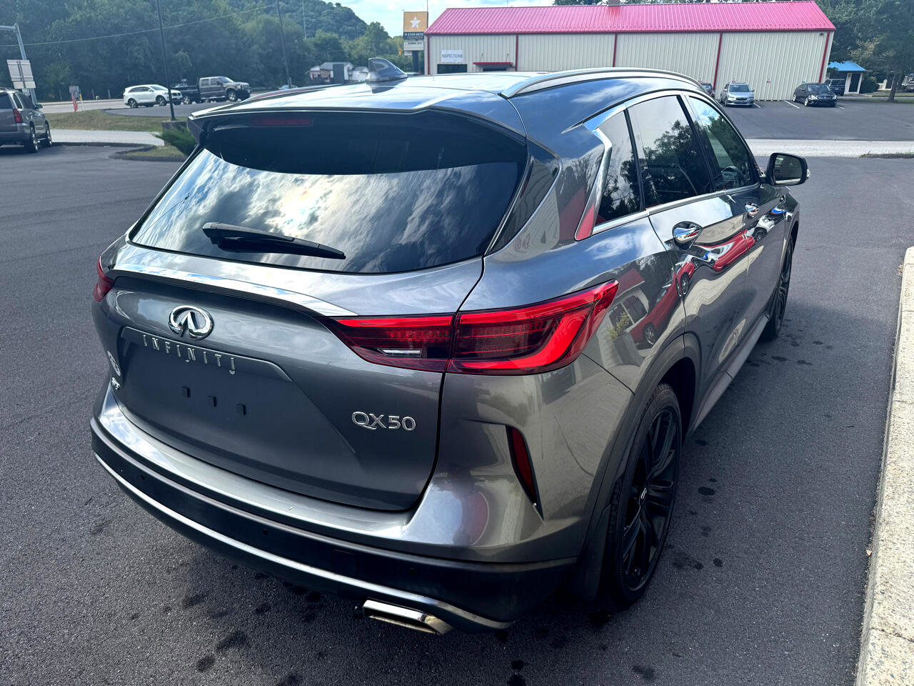 Used 2021 INFINITI QX50 Luxe w/ Appearance Package image 6