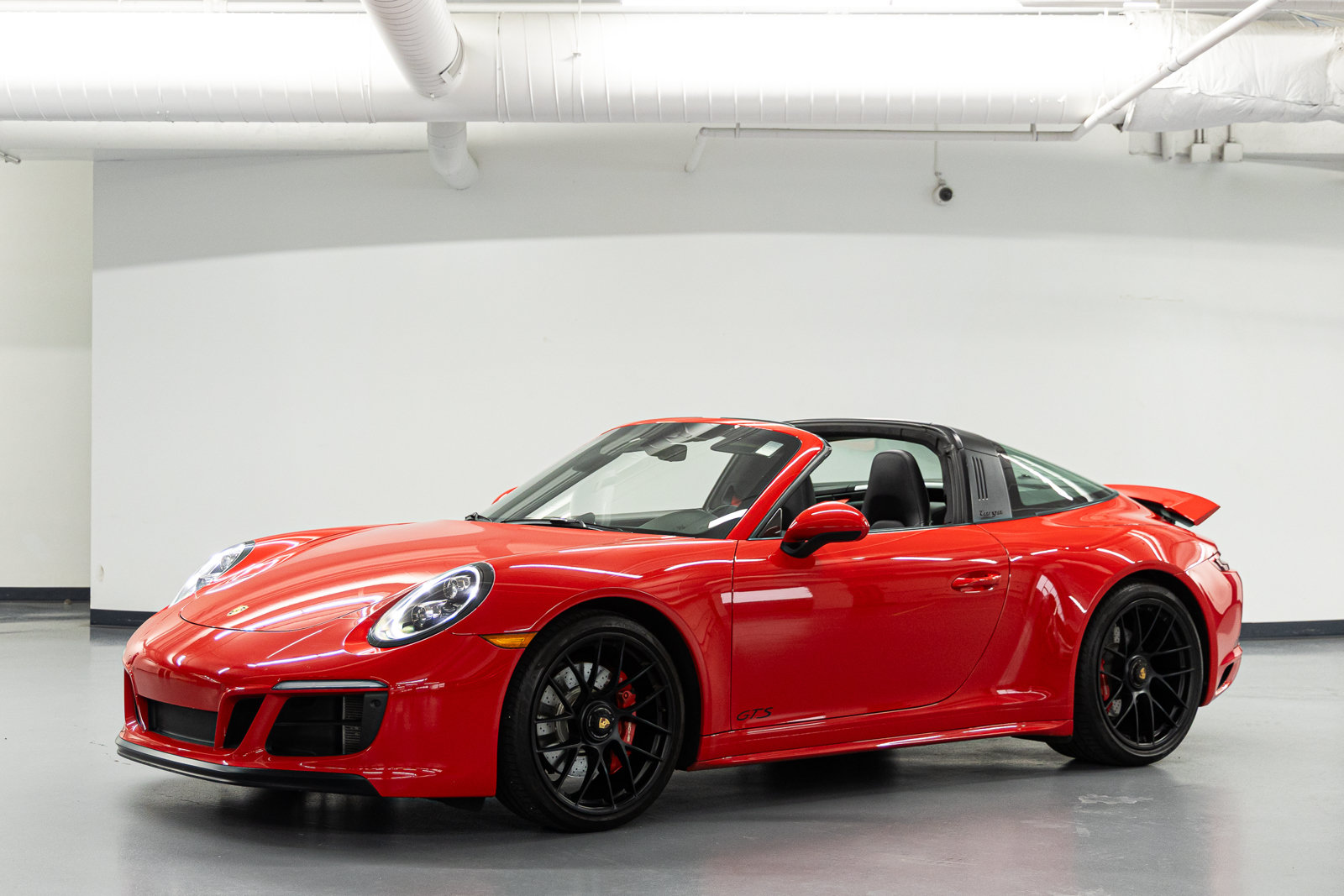 Used 2019 Porsche 911 Targa 4 GTS AWD/4WD image 5