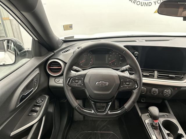 Used 2024 Chevrolet Trax RS w/ Driver Confidence Package image 16