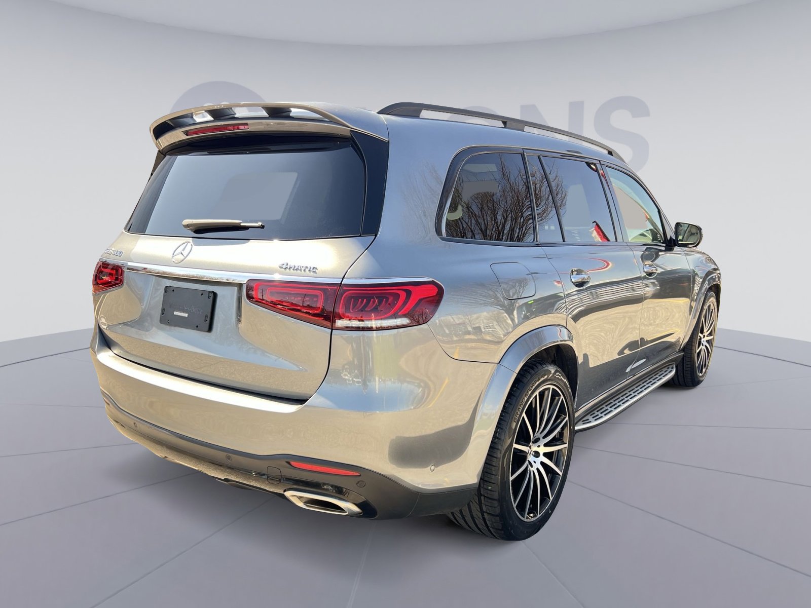 Used 2023 Mercedes-Benz GLS 580 4MATIC image 7