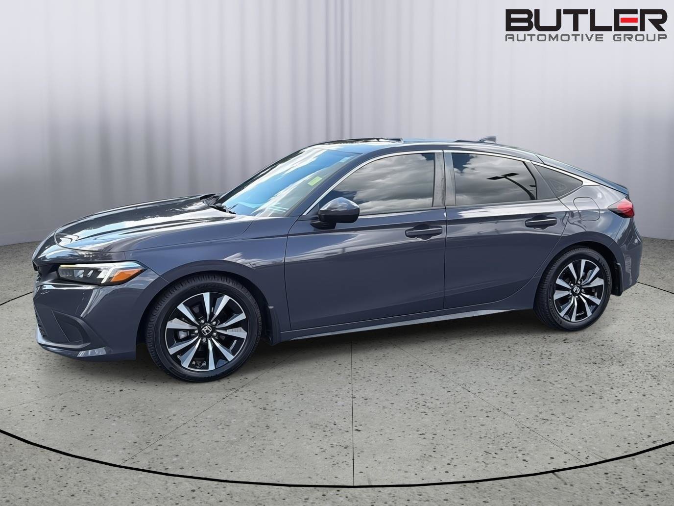 Used 2023 Honda Civic EX-L image 3