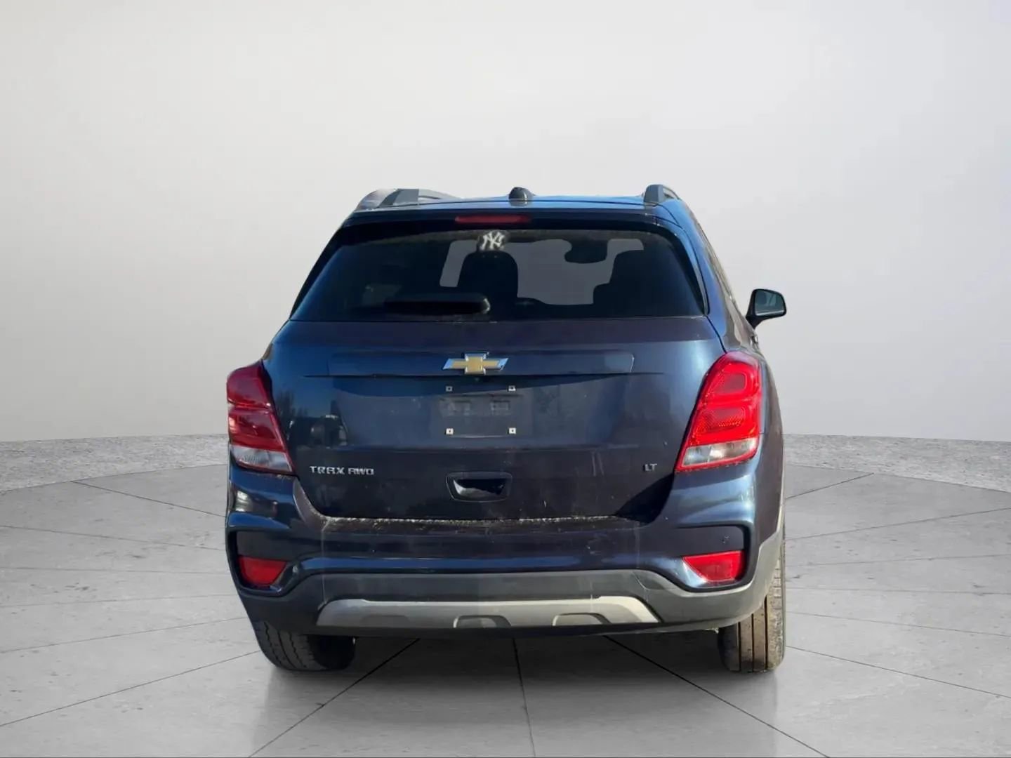 Used 2018 Chevrolet Trax LT w/ Sun & Sound Package image 5