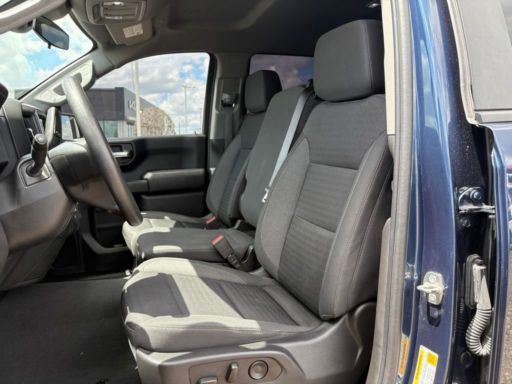 Used 2023 Chevrolet Silverado 1500 Custom RWD image 13
