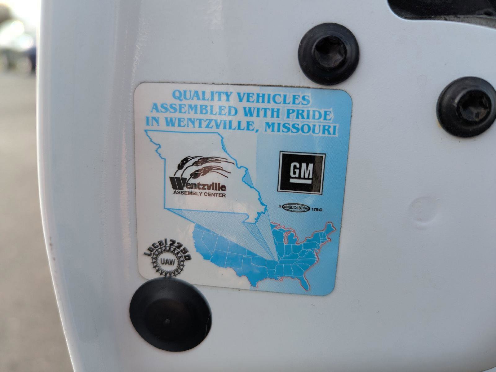 Certified 2024 Chevrolet Express 2500 w/ Driver Convenience Package image 25