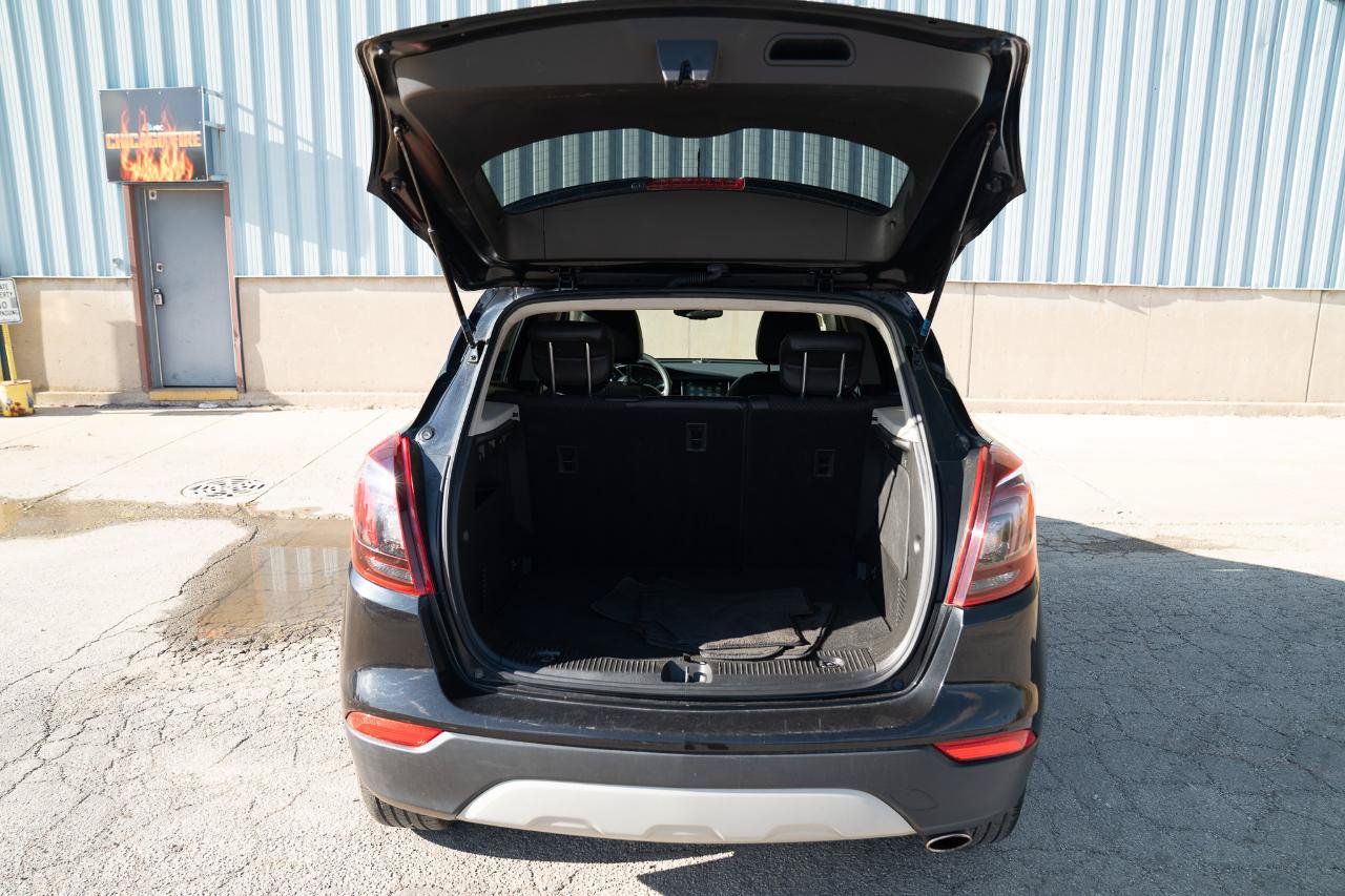 Used 2020 Buick Encore Preferred w/ Safety Package FWD image 16
