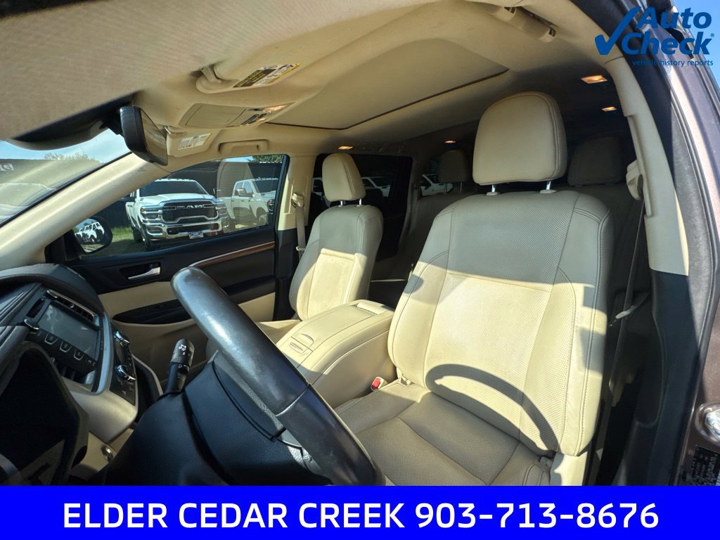 Used 2017 Toyota Highlander Limited FWD image 21