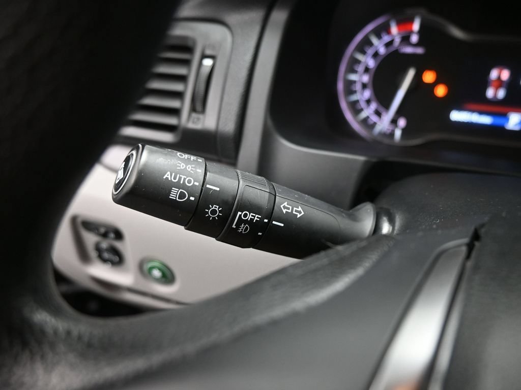 Used 2017 Honda Pilot EX image 11