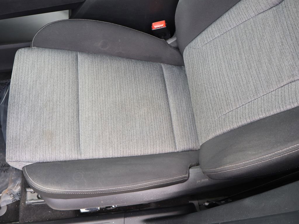 Used 2023 Nissan Rogue SV FWD image 27