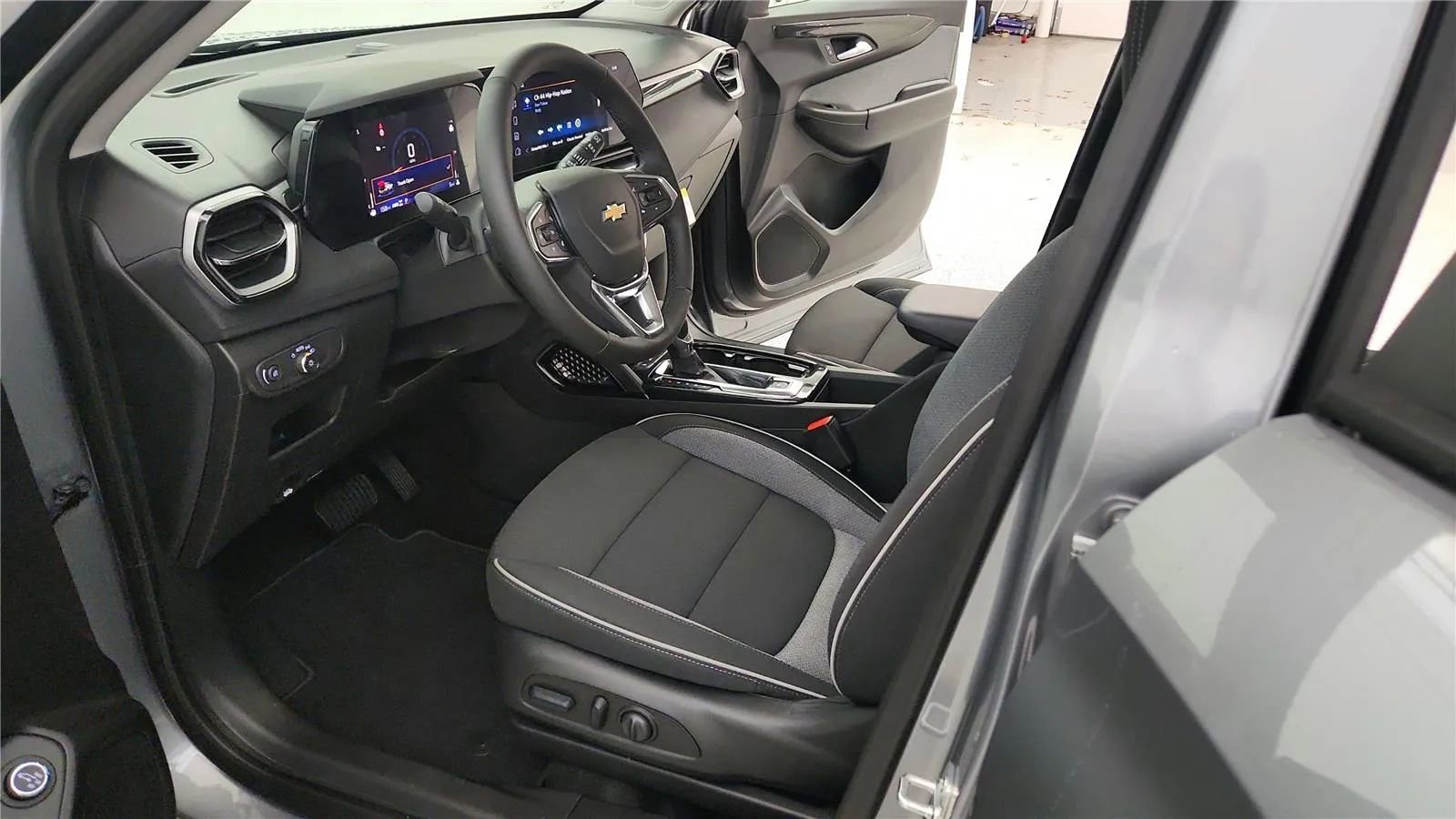 New 2026 Chevrolet TrailBlazer LT w/ Convenience Package image 22