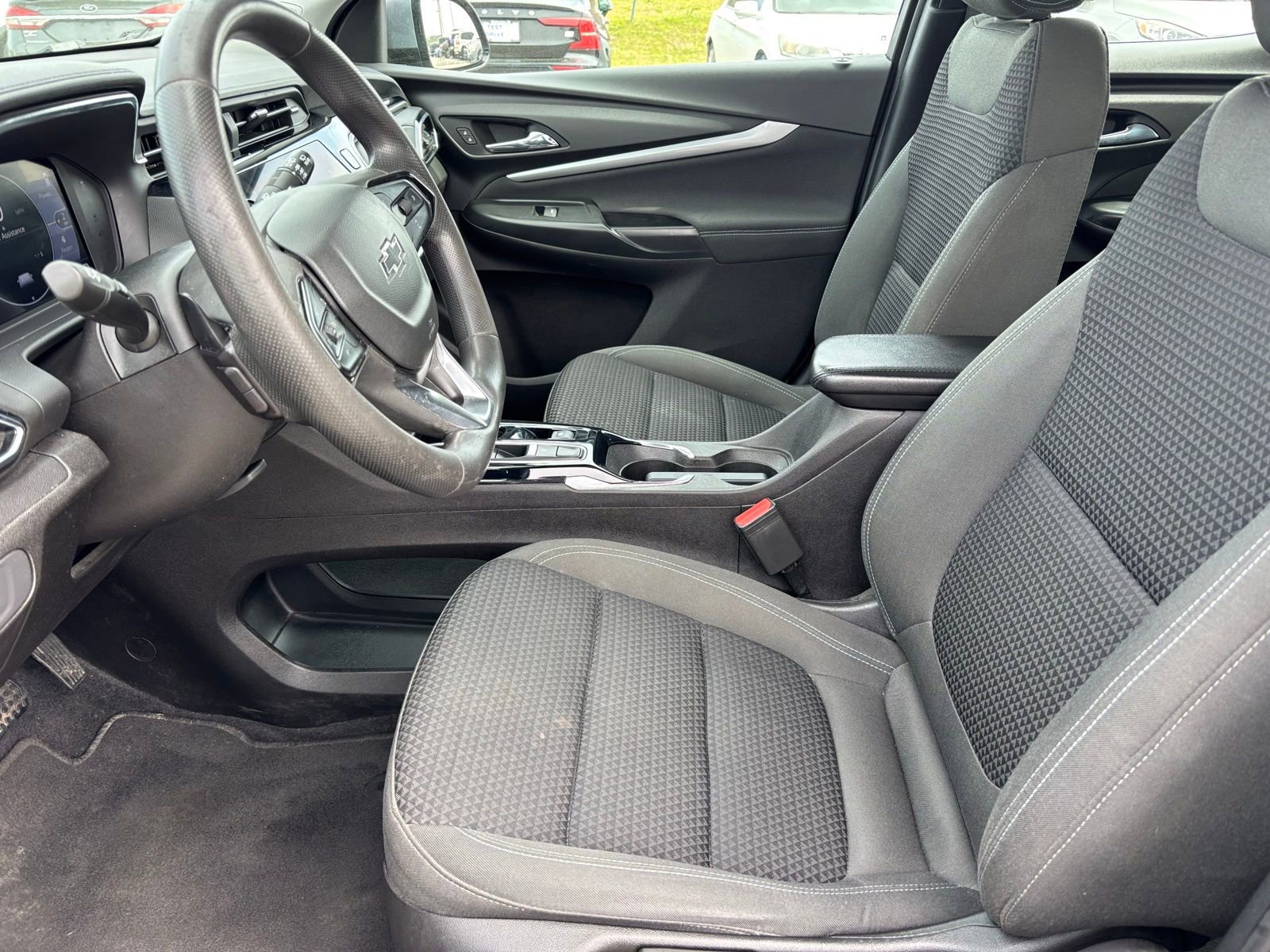Used 2023 Chevrolet Bolt EUV LT FWD image 18