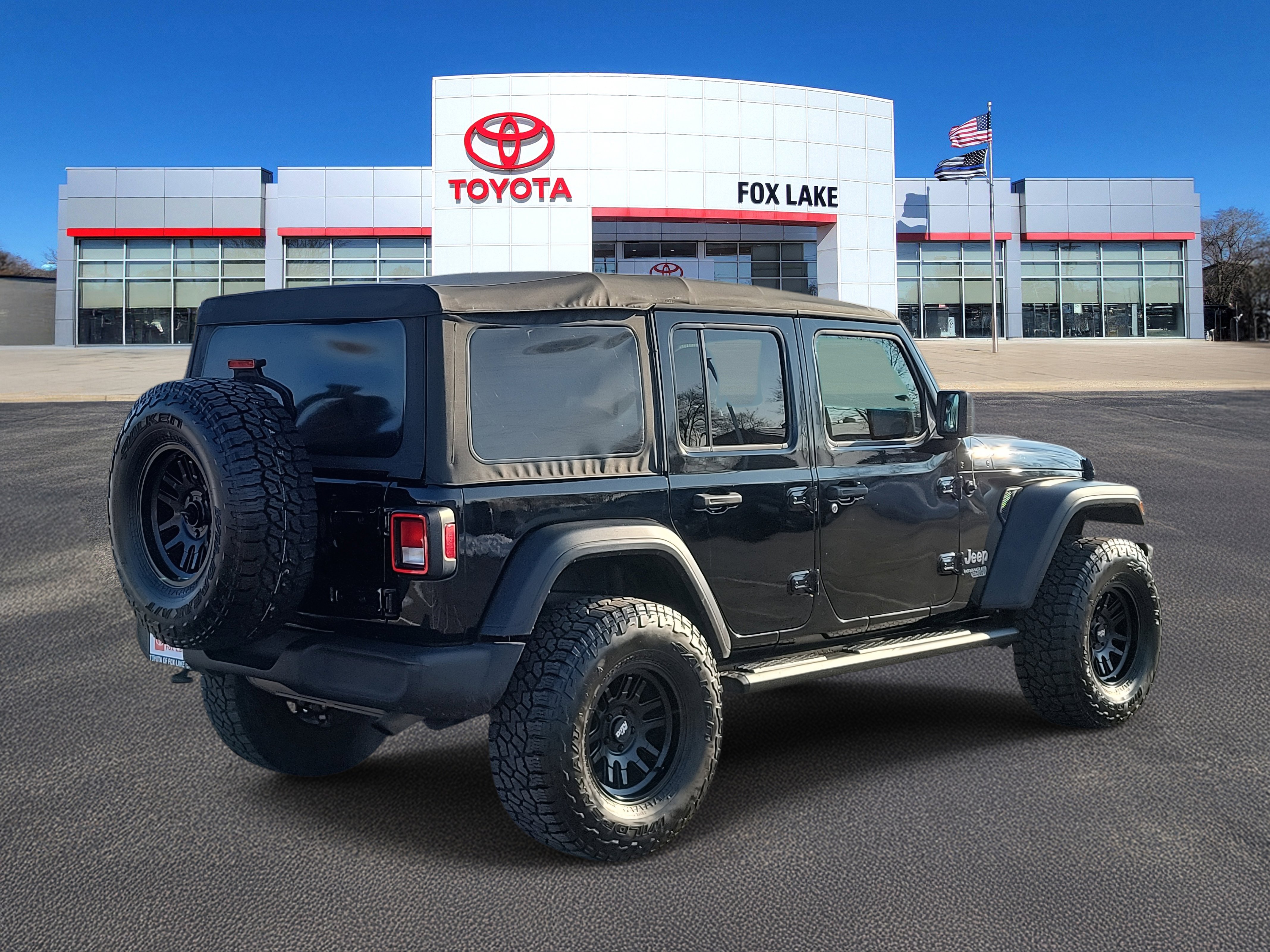 Used 2018 Jeep Wrangler Unlimited Sport S image 4