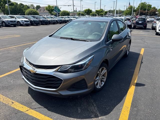 Certified 2019 Chevrolet Cruze LT w/ LT Fleet Convenience Package FWD image 2
