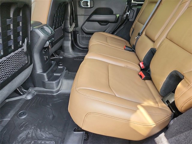 Used 2023 Jeep Wrangler Unlimited Rubicon w/ LED Lighting Group image 24