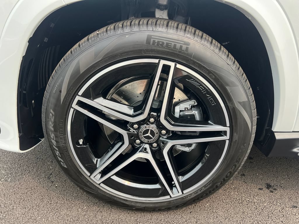 New 2026 Mercedes-Benz GLS 450 4MATIC image 35