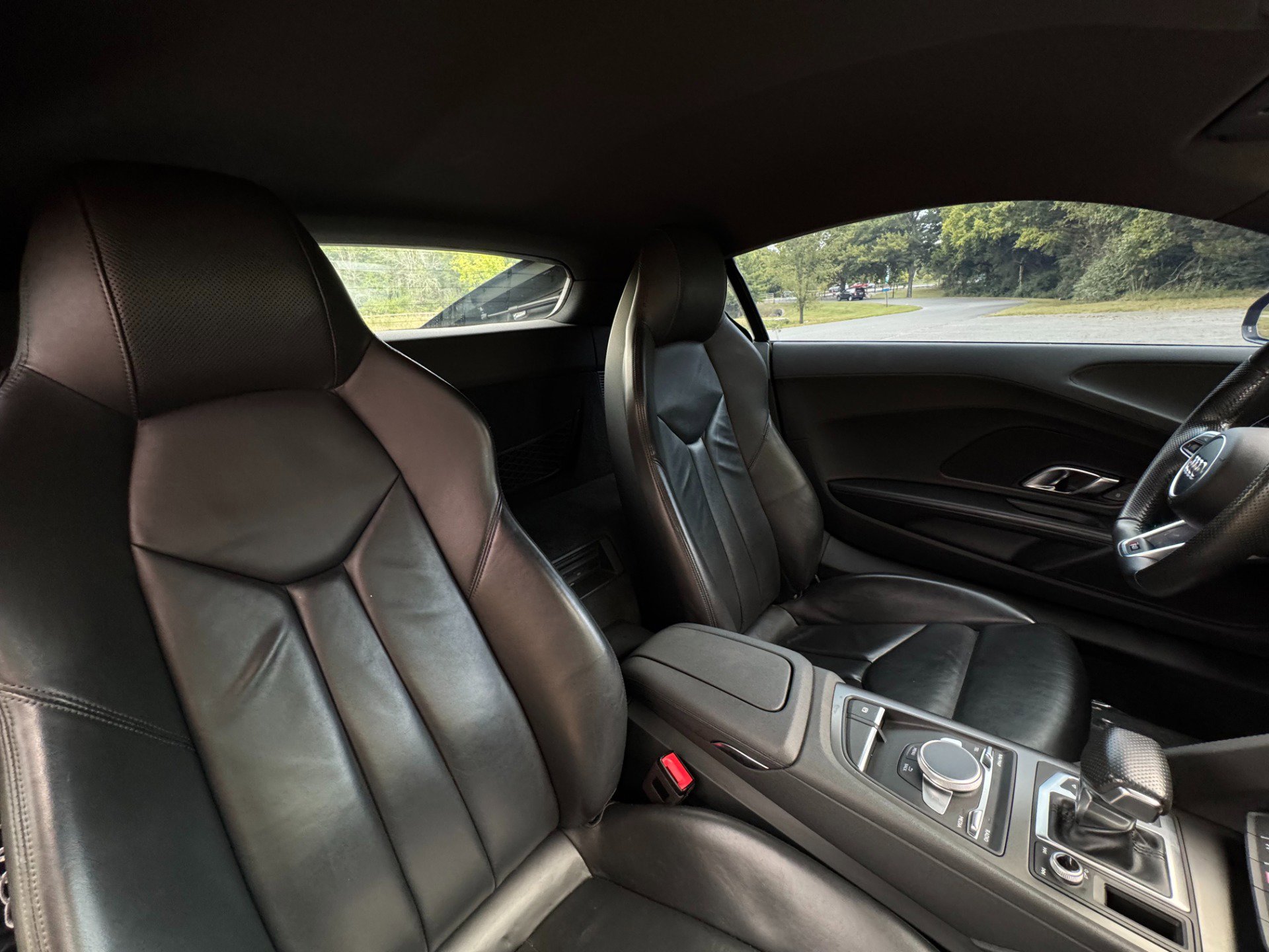 Used 2018 Audi R8 V10 image 26