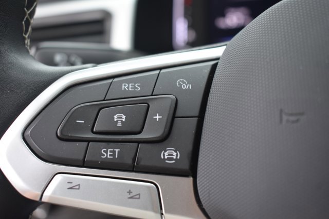 Used 2023 Volkswagen Atlas SE image 21