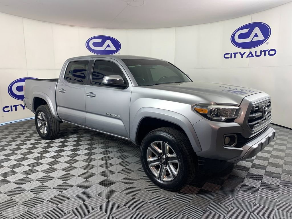 Used 2016 Toyota Tacoma Limited w/ Towing Package image 1