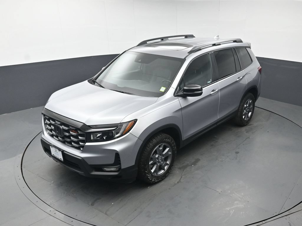 Certified 2024 Honda Passport TrailSport image 38