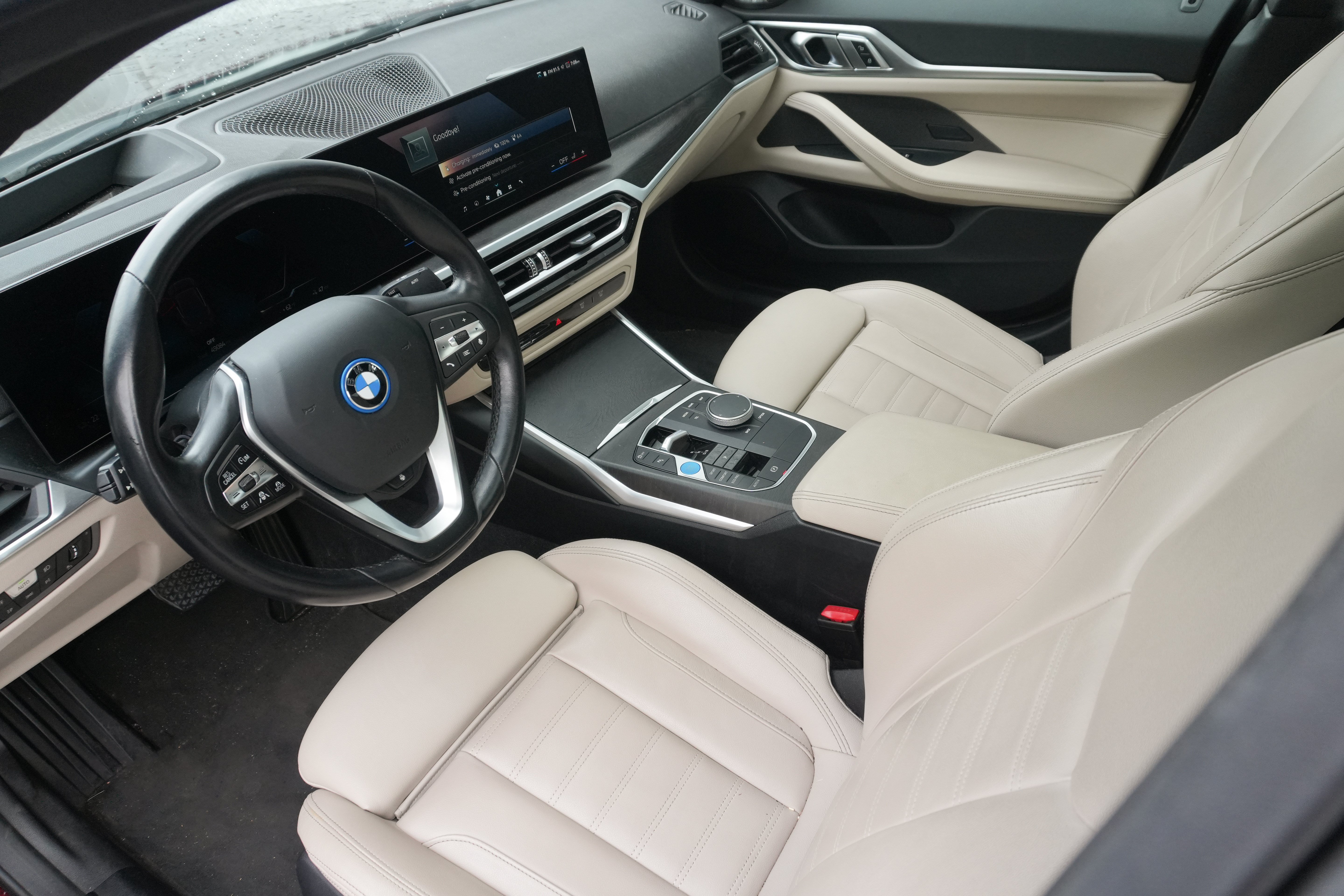 Certified 2024 BMW i4 eDrive40 w/ Premium Package RWD image 10