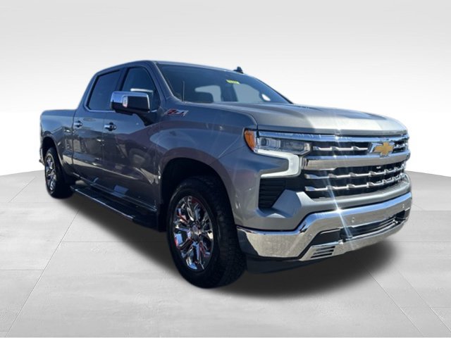 Used 2023 Chevrolet Silverado 1500 LTZ w/ LTZ Premium Package AWD/4WD image 6