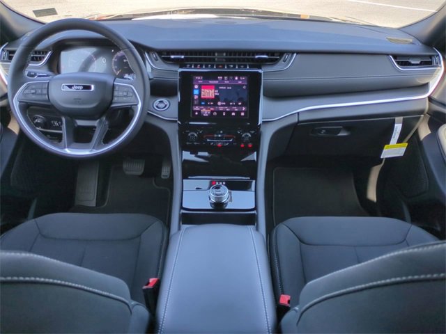 New 2025 Jeep Grand Cherokee L Laredo w/ Luxury Tech Group I image 15