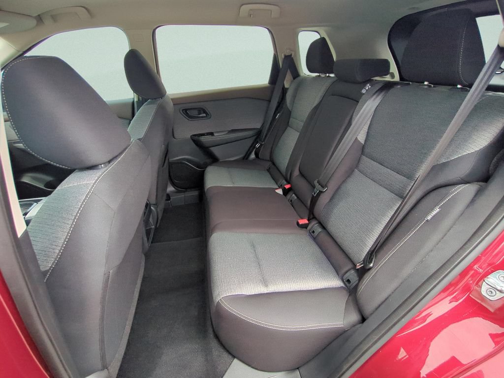 Used 2021 Nissan Rogue S FWD image 10