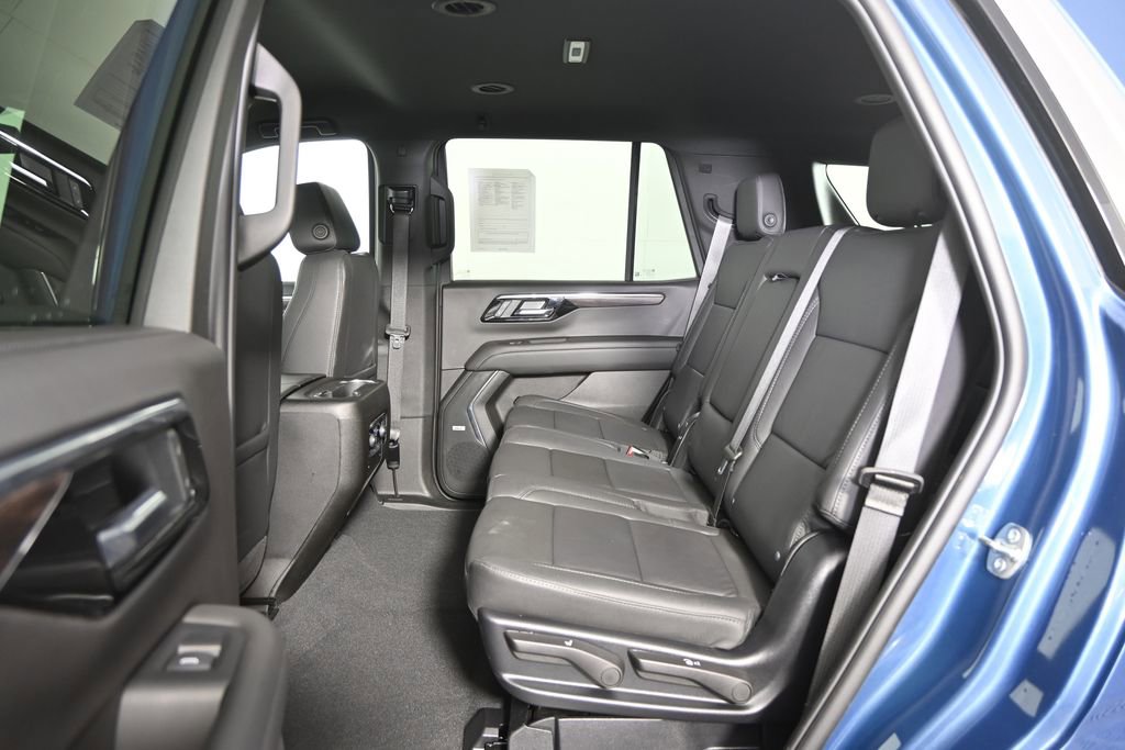Used 2025 Chevrolet Tahoe LT w/ Comfort Package image 18