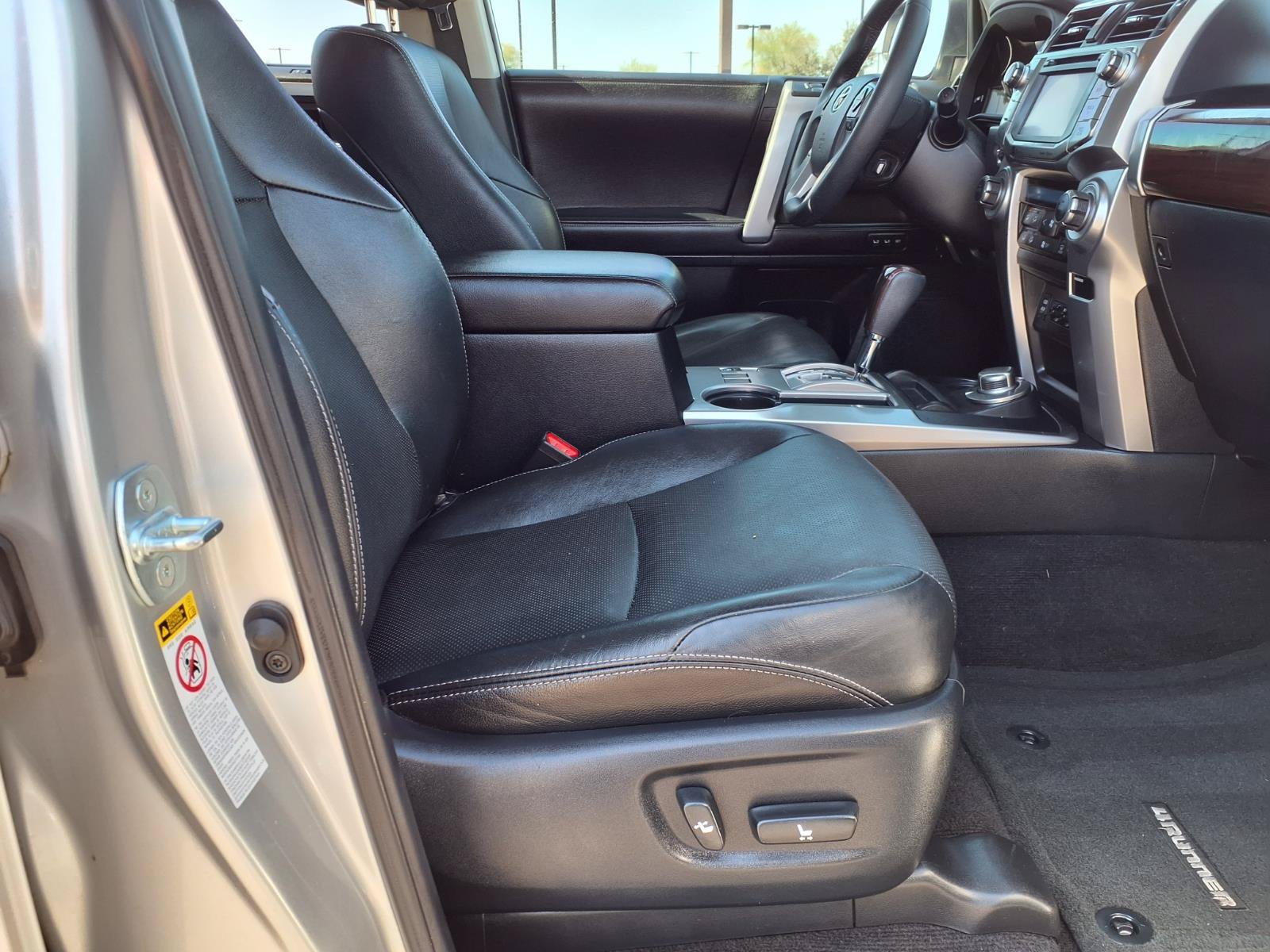 Used 2019 Toyota 4Runner Limited AWD/4WD image 11