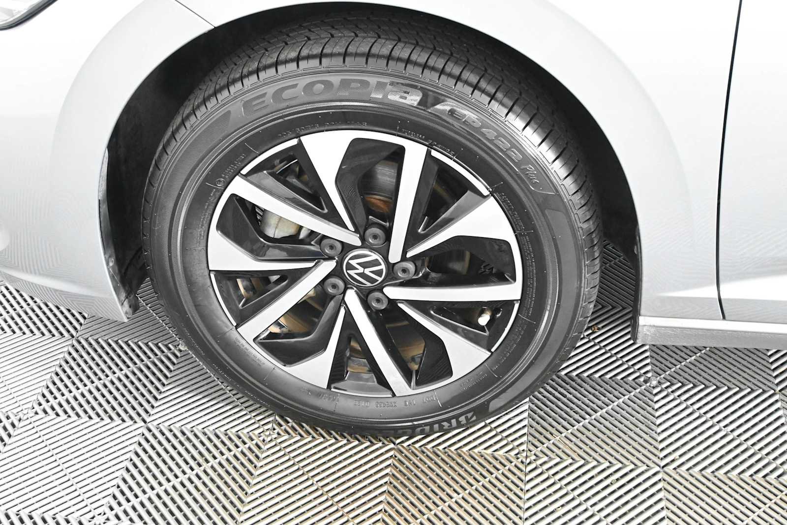 Certified 2022 Volkswagen Jetta S FWD image 26