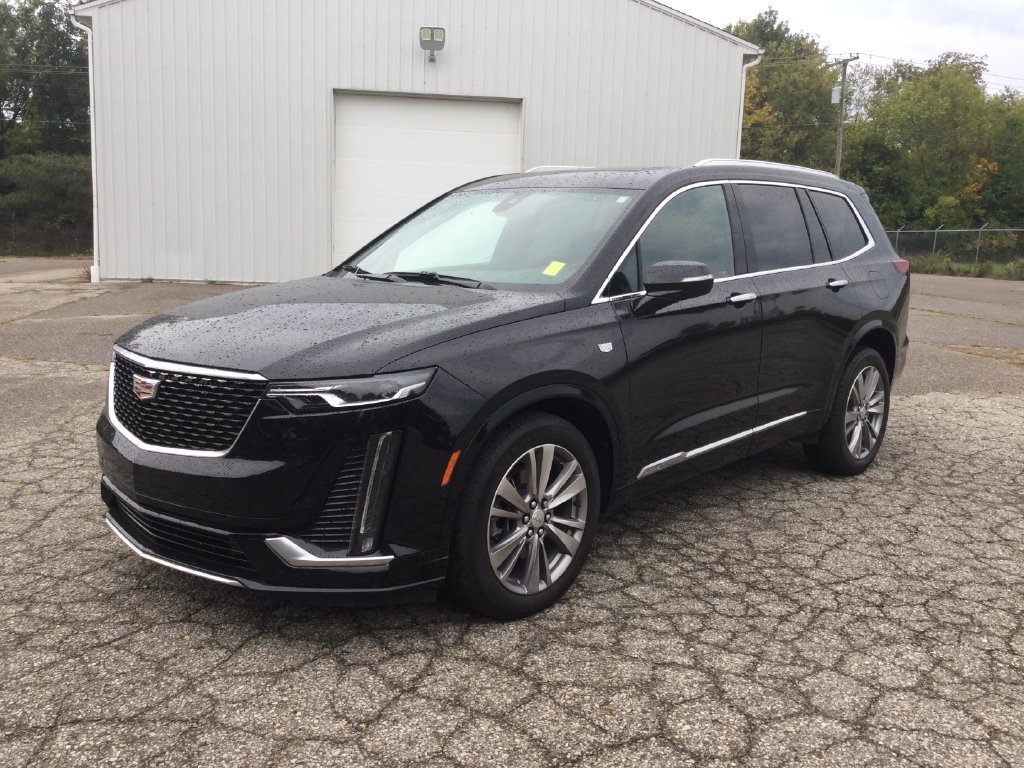 Used 2024 Cadillac XT6 Premium Luxury w/ LPO, Floor Liner Package AWD/4WD image 3