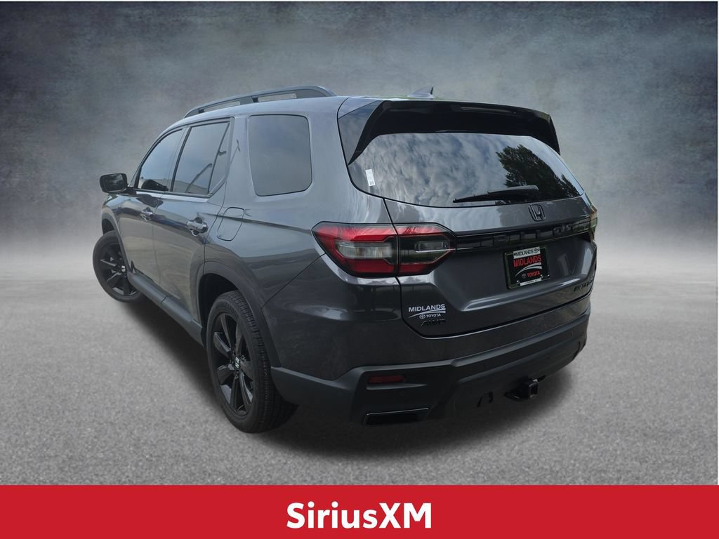 Used 2025 Honda Pilot Black Edition image 6