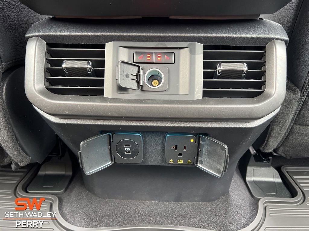 New 2025 Ford F150 Lariat w/ Equipment Group 502A High image 37