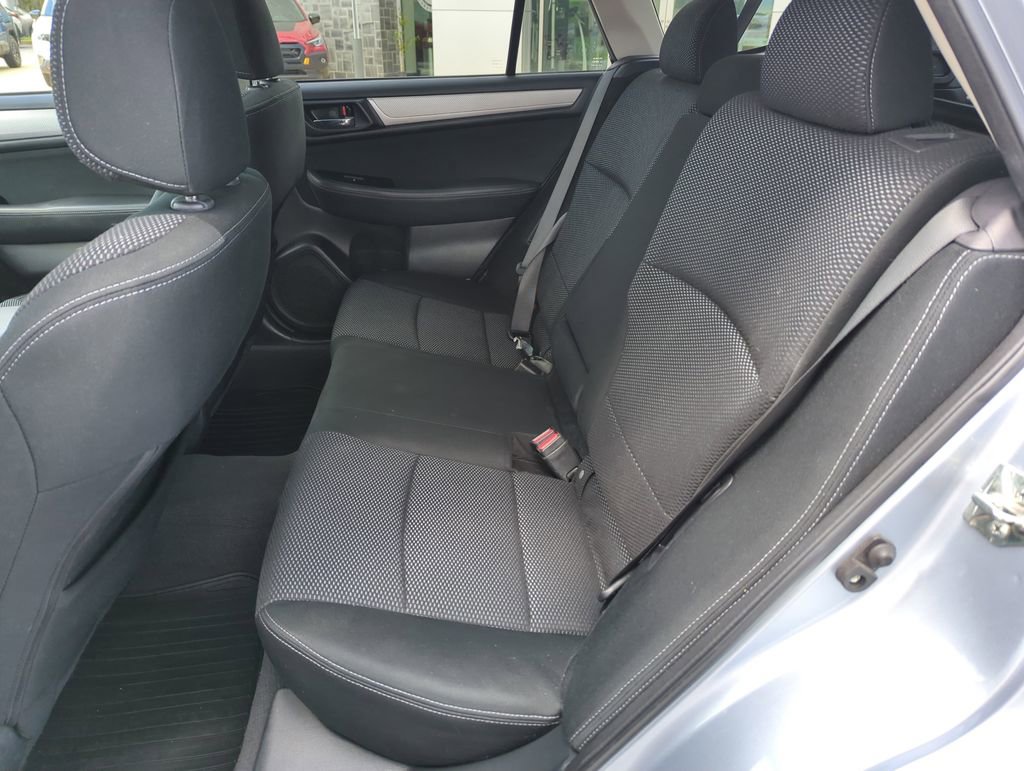 Used 2017 Subaru Outback 2.5i Premium image 30