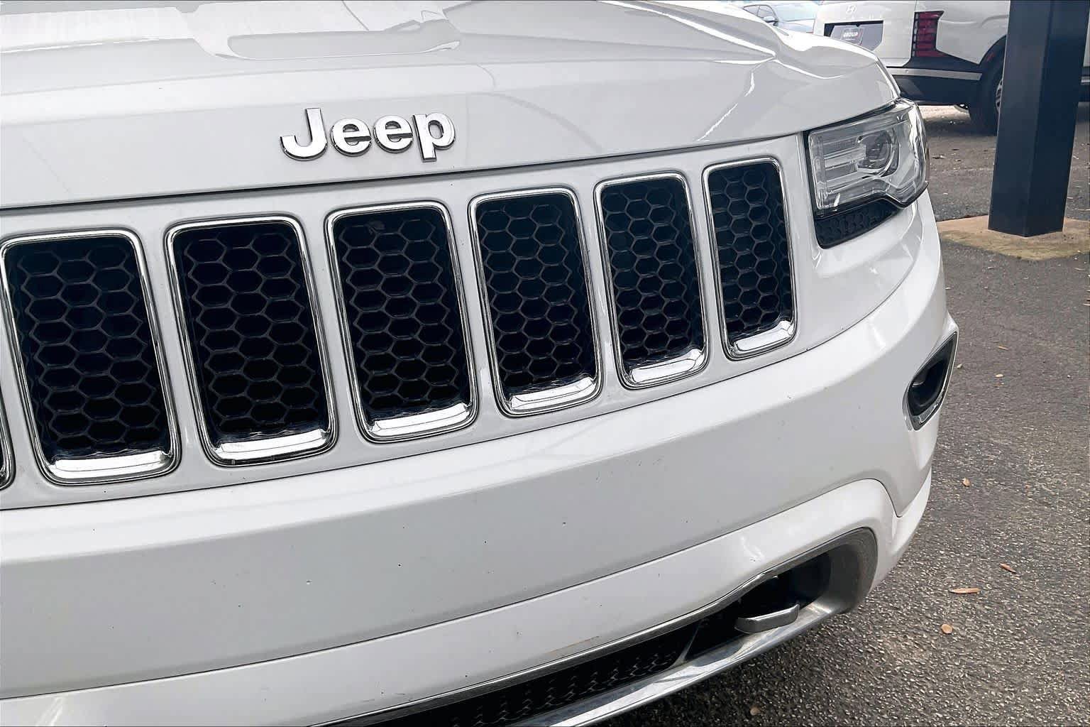 Used 2015 Jeep Grand Cherokee Overland RWD image 30