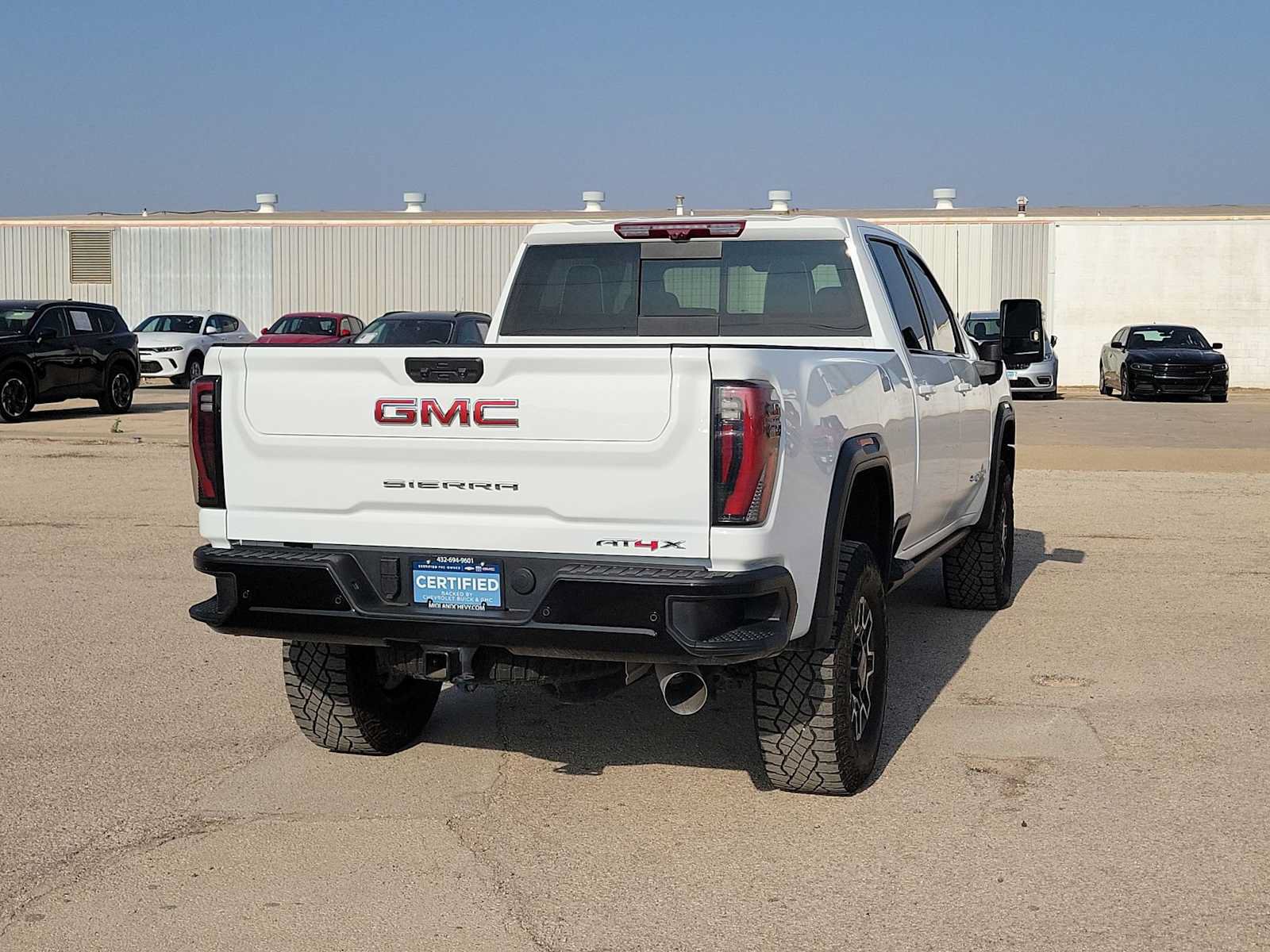 Used 2026 GMC Sierra 2500 AT4X AWD/4WD image 8