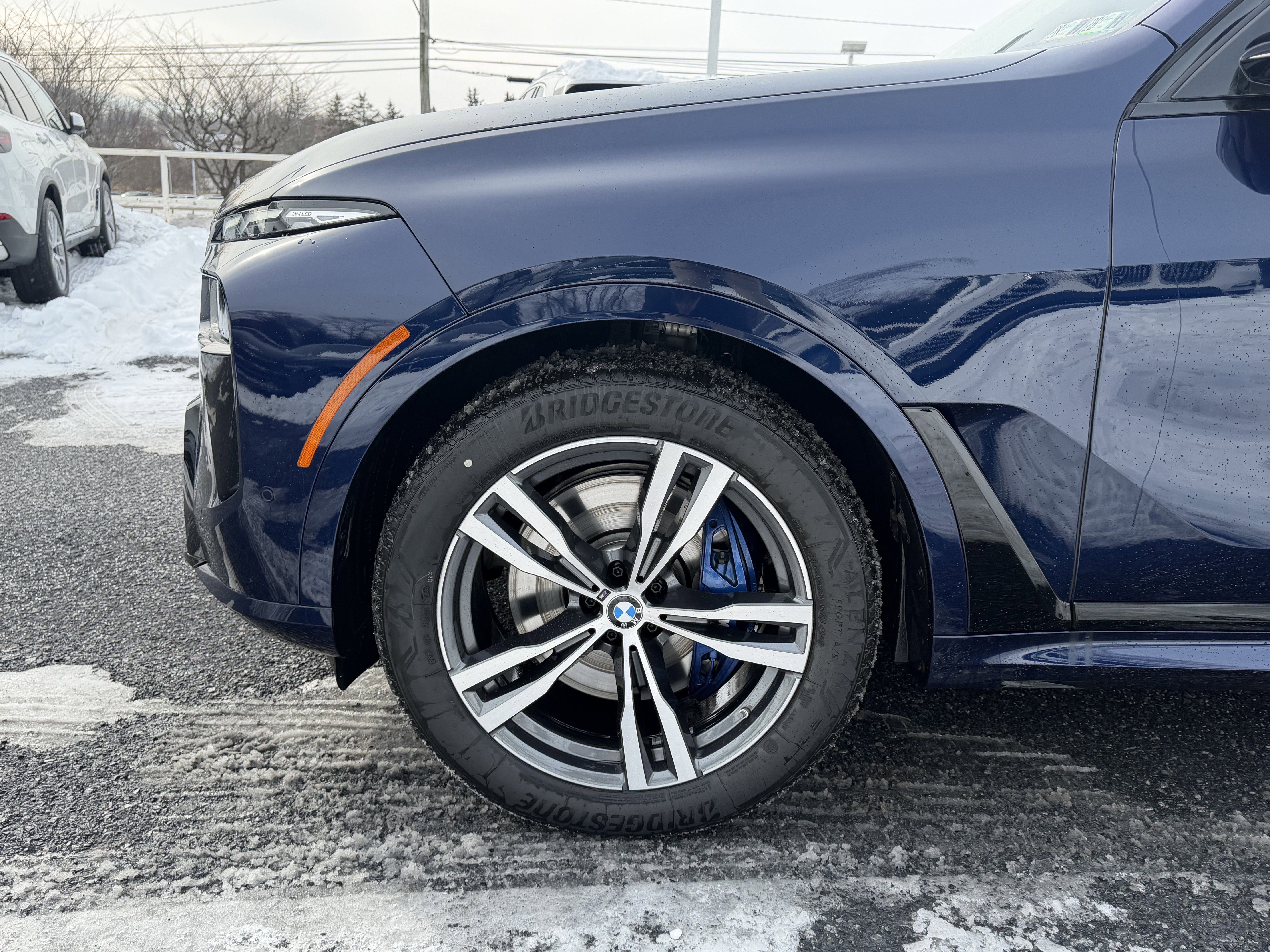 Used 2026 BMW X7 xDrive40i w/ M Sport Package image 7